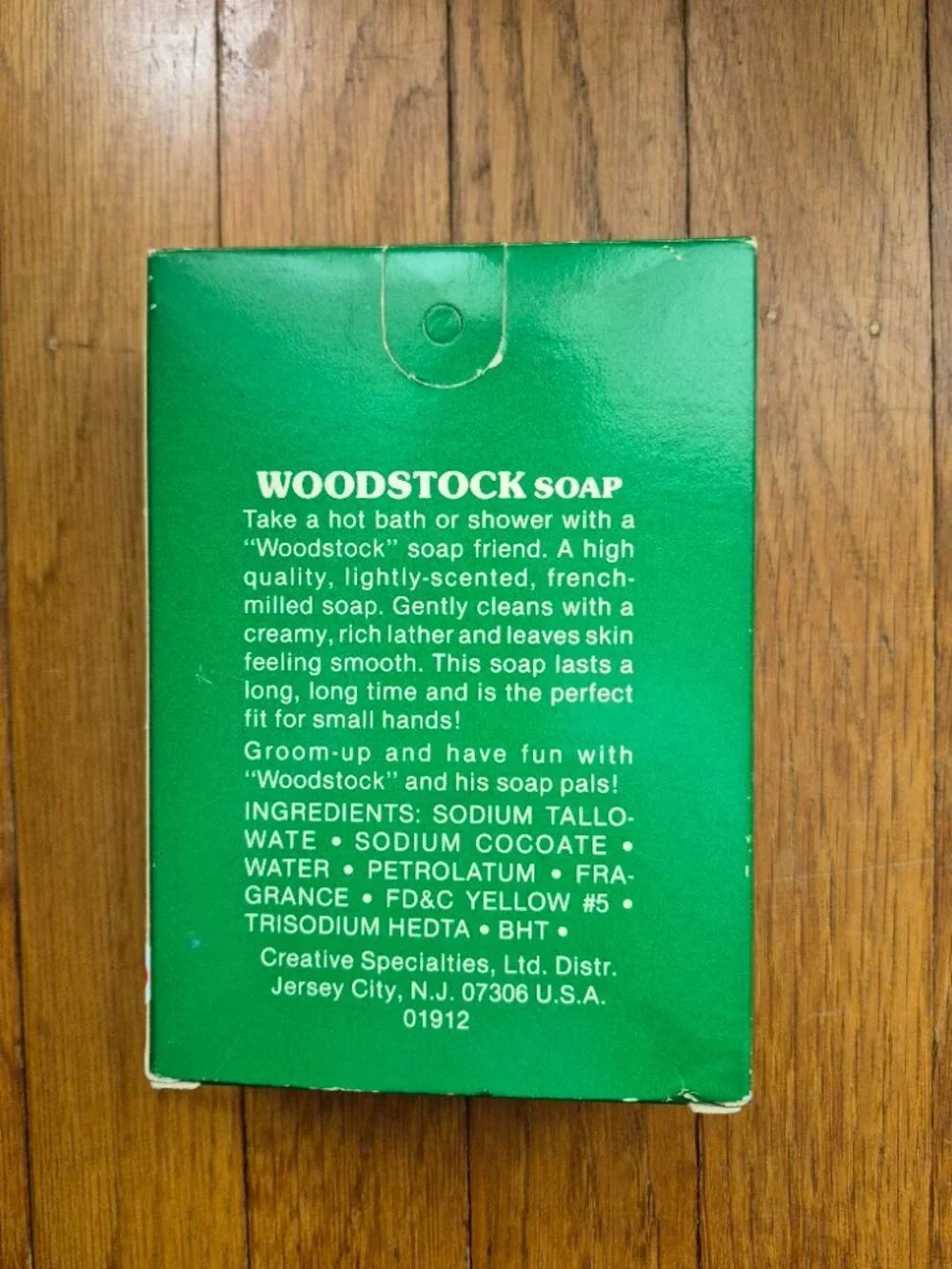 Vintage Woodstock Soap - Lightly Scented French-Milled Soap